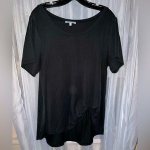 AMAZINGLY COMFY TEE with French knot😍